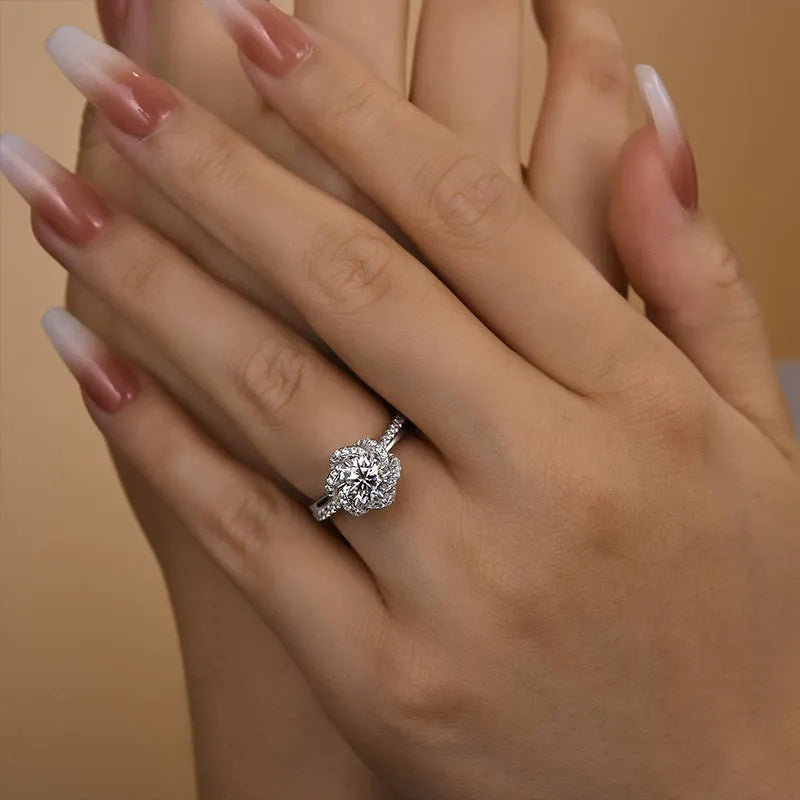 Vintage Twist Moissanite Ring — Passes Diamond Test 🔥 90% OFF